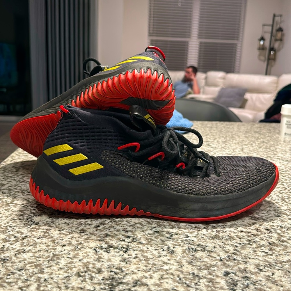 Damien Lillard 4s Basketball shoes